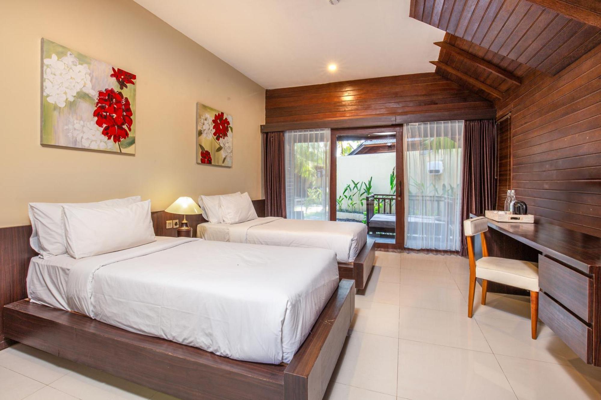 Frii Resort Гили Траванган Экстерьер фото