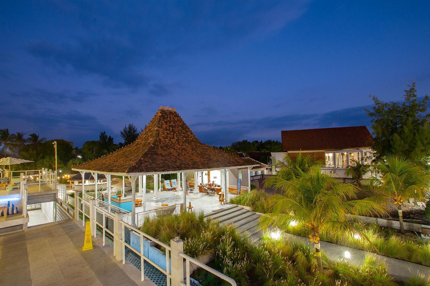 Frii Resort Гили Траванган Экстерьер фото